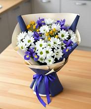 Букет цветов из:  Розы, Ирисы и Хризантемы в Боршева