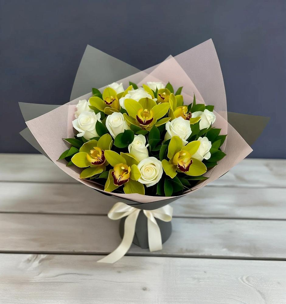 Букет цветов из: Орхидеи и Розы в Боршева