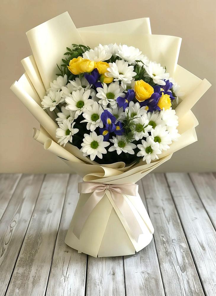 Букет цветов из: Ирисы, Хризантемы и Розы в Боршева