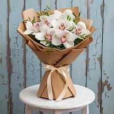 Букет цветов из:  Орхидеи и Розы в Боршева